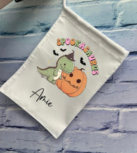 Load image into Gallery viewer, Trick or treat personalised bags