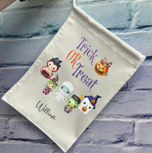 Load image into Gallery viewer, Trick or treat personalised bags