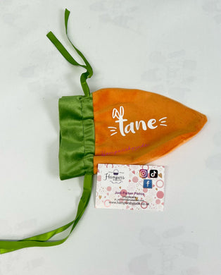 Velvet carrot bag